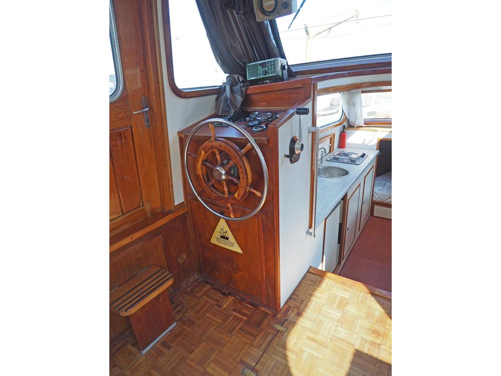 Steuerhaus, Innenausstattung